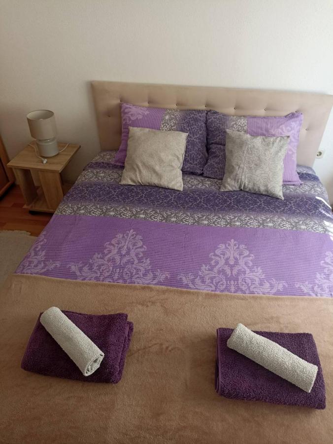 Sleep & Fly - Airport Apartment *